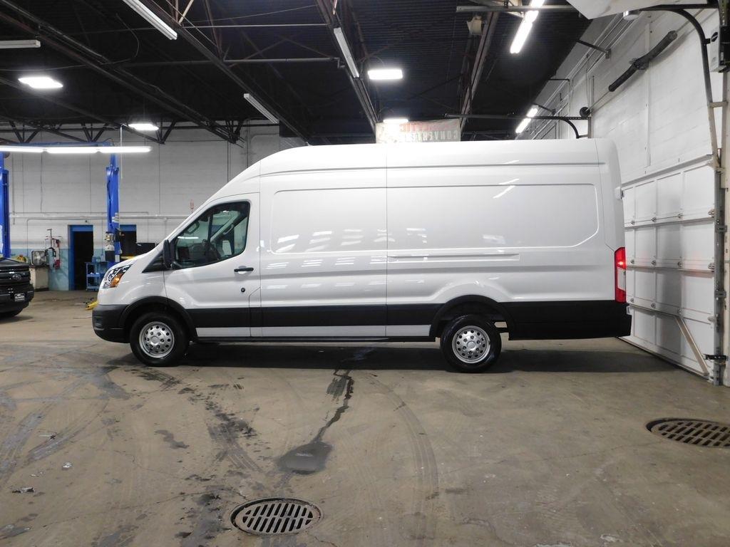 Ford Transit 250 Van High Roof w/Sliding Pass. 148-in. WB EL 2023