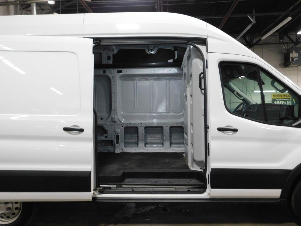 Ford Transit 250 Van High Roof w/Sliding Pass. 148-in. WB EL 2023