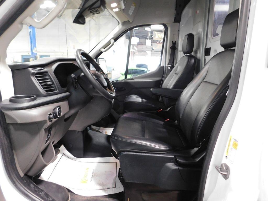Ford Transit 250 Van High Roof w/Sliding Pass. 148-in. WB EL 2023
