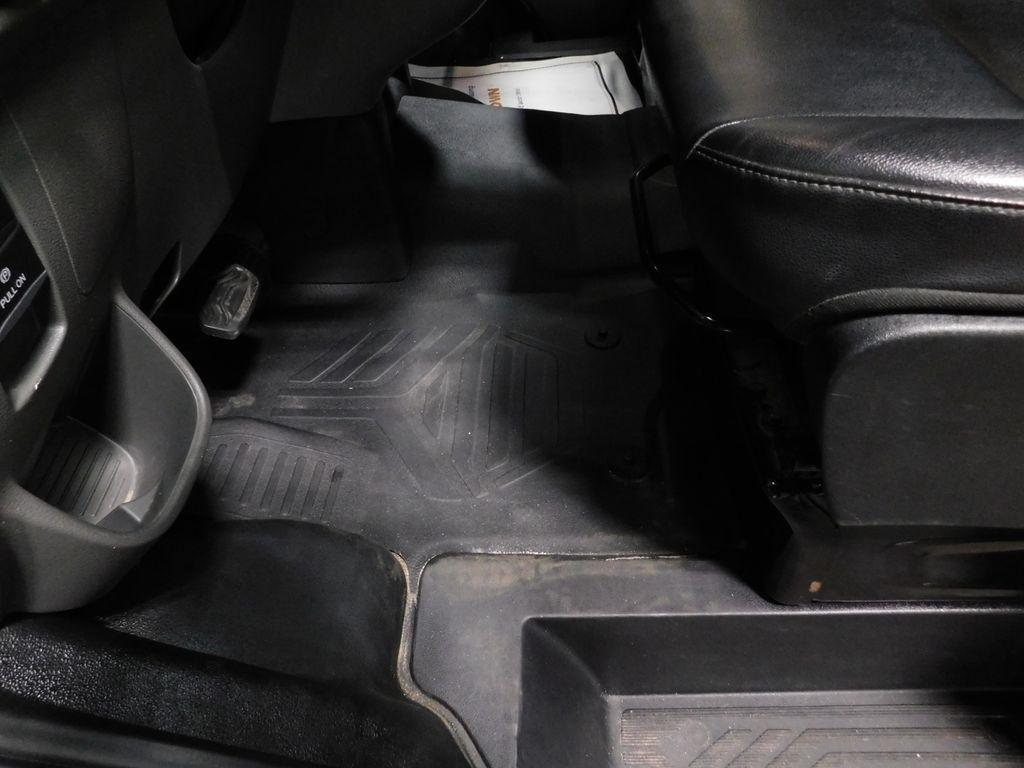 Ford Transit 250 Van High Roof w/Sliding Pass. 148-in. WB EL 2023