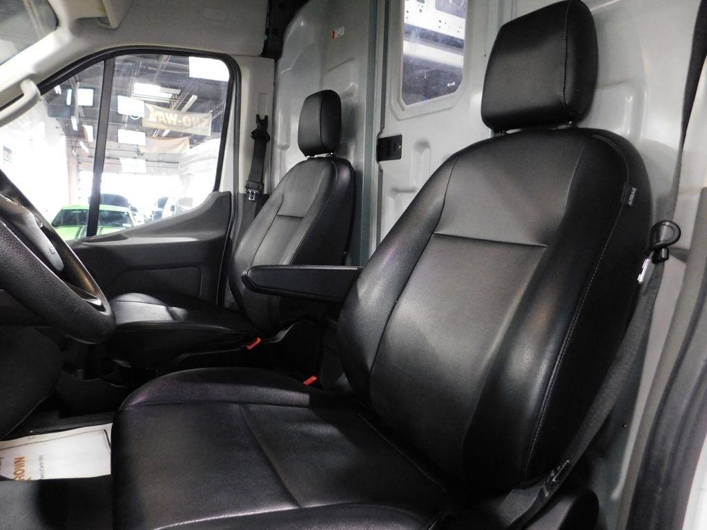 Ford Transit 250 Van High Roof w/Sliding Pass. 148-in. WB EL 2023
