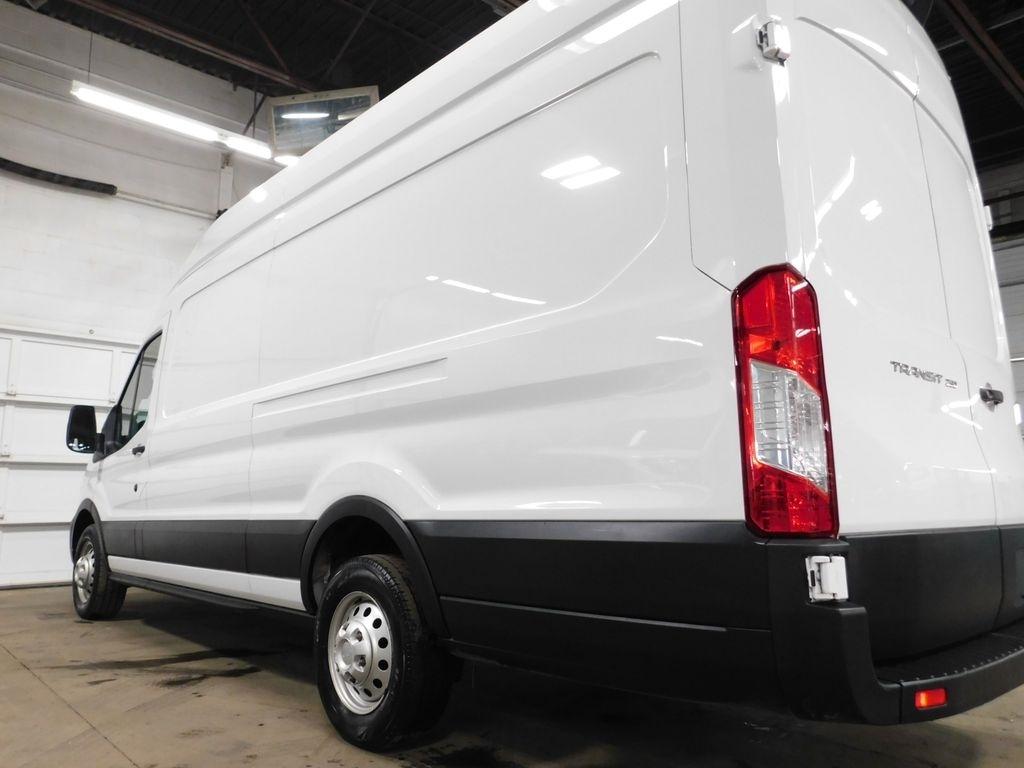 Ford Transit 250 Van High Roof w/Sliding Pass. 148-in. WB EL 2023