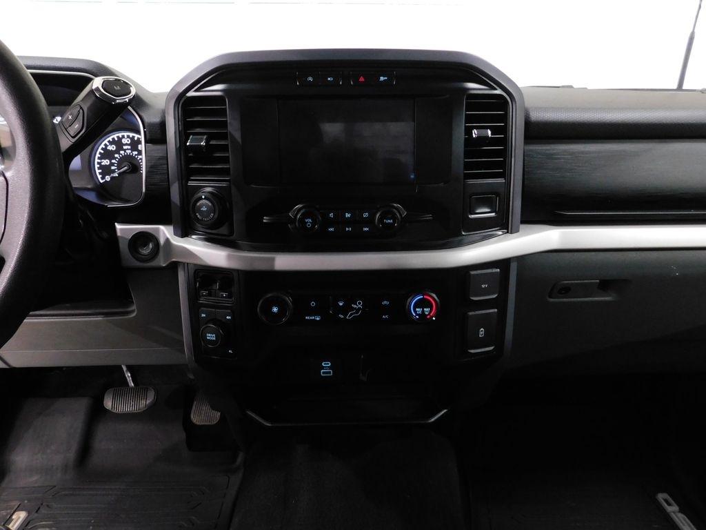 Ford F-150 XLT SuperCab 8-ft. Bed 4WD 2023