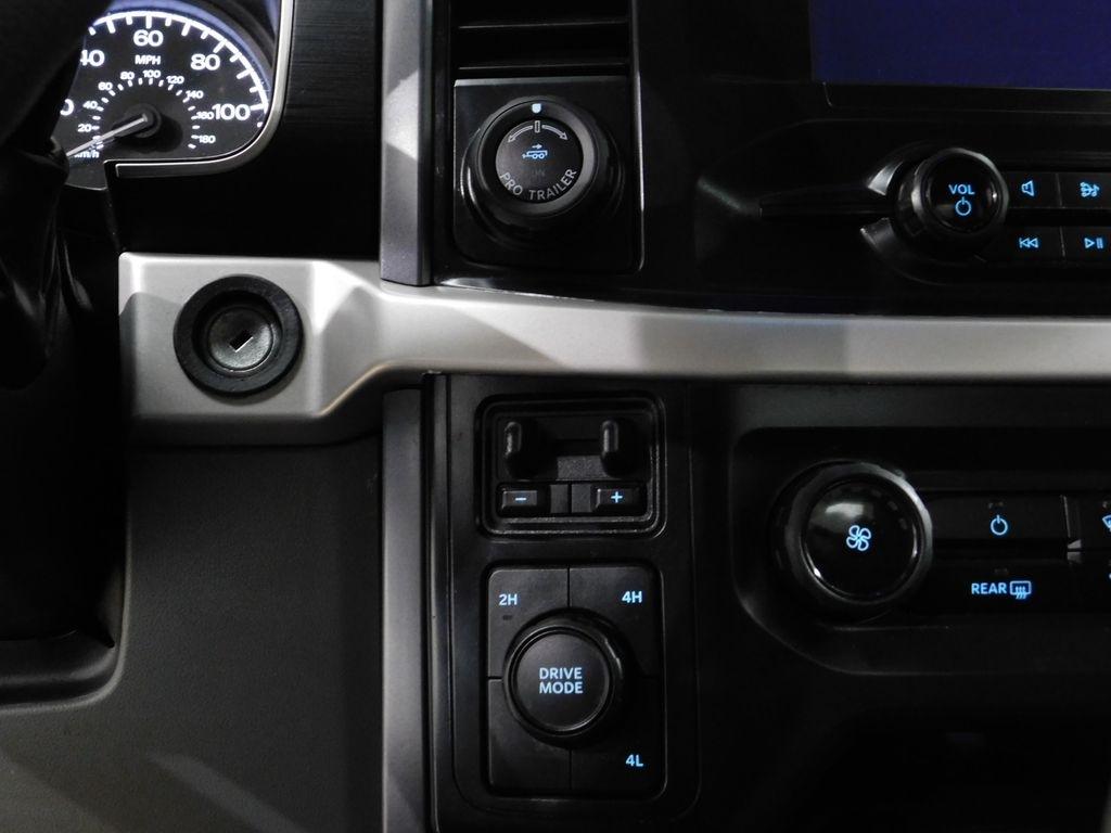 Ford F-150 XLT SuperCab 8-ft. Bed 4WD 2023