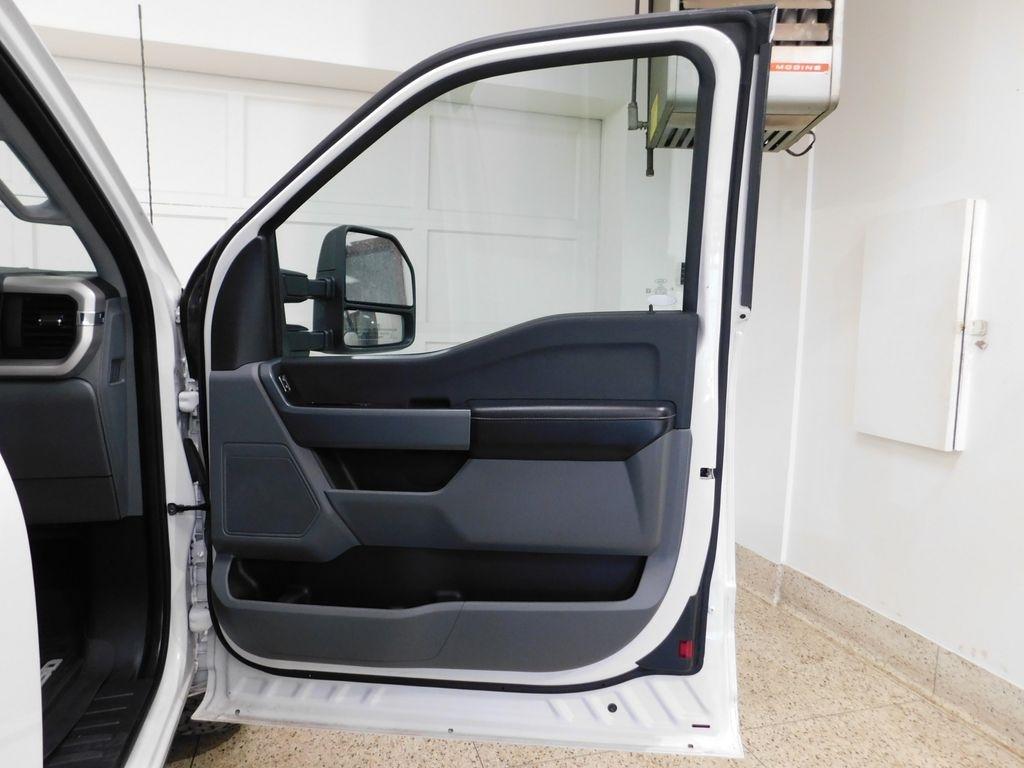Ford F-150 XLT SuperCab 8-ft. Bed 4WD 2023