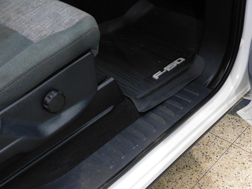 Ford F-150 XLT SuperCab 8-ft. Bed 4WD 2023