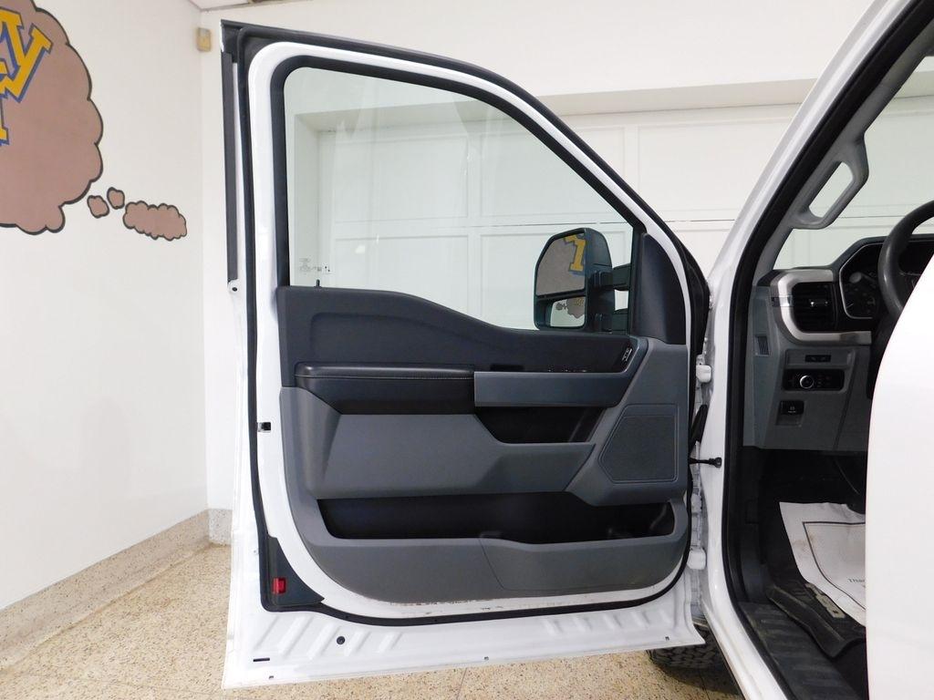 Ford F-150 XLT SuperCab 8-ft. Bed 4WD 2023