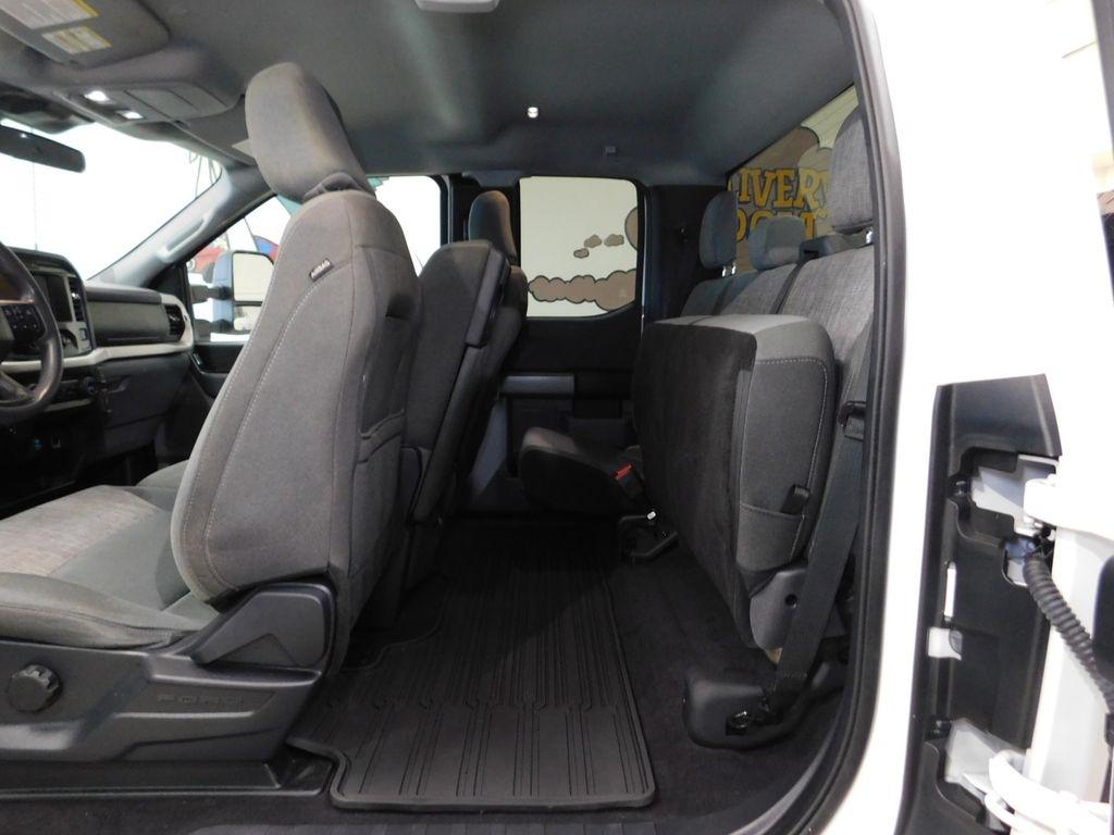 Ford F-150 XLT SuperCab 8-ft. Bed 4WD 2023