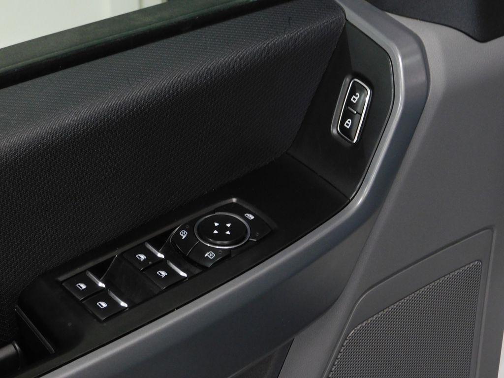 Ford F-150 XLT SuperCab 8-ft. Bed 4WD 2023