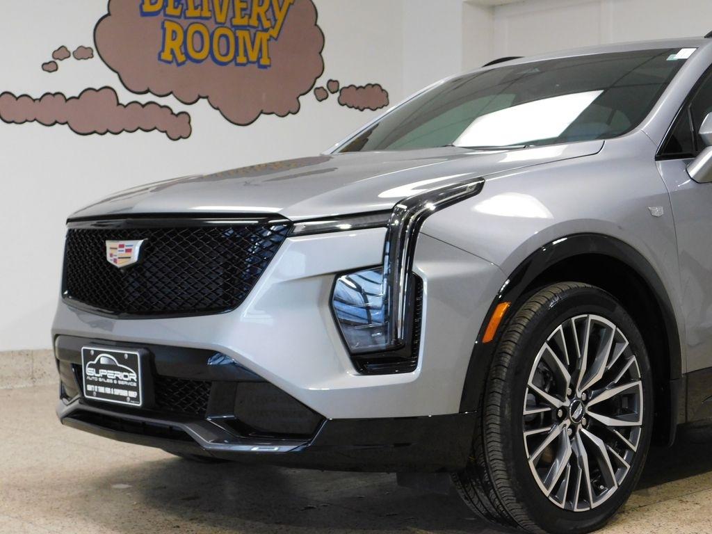 Cadillac XT4 Sport AWD 2024