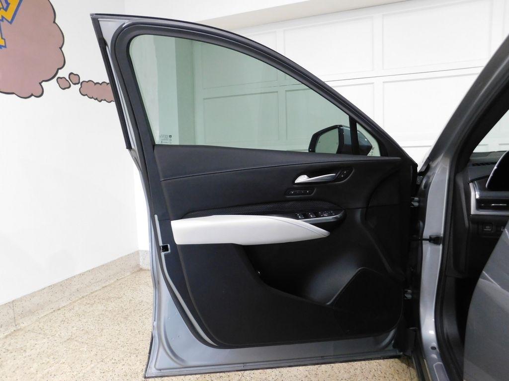 Cadillac XT4 Sport AWD 2024