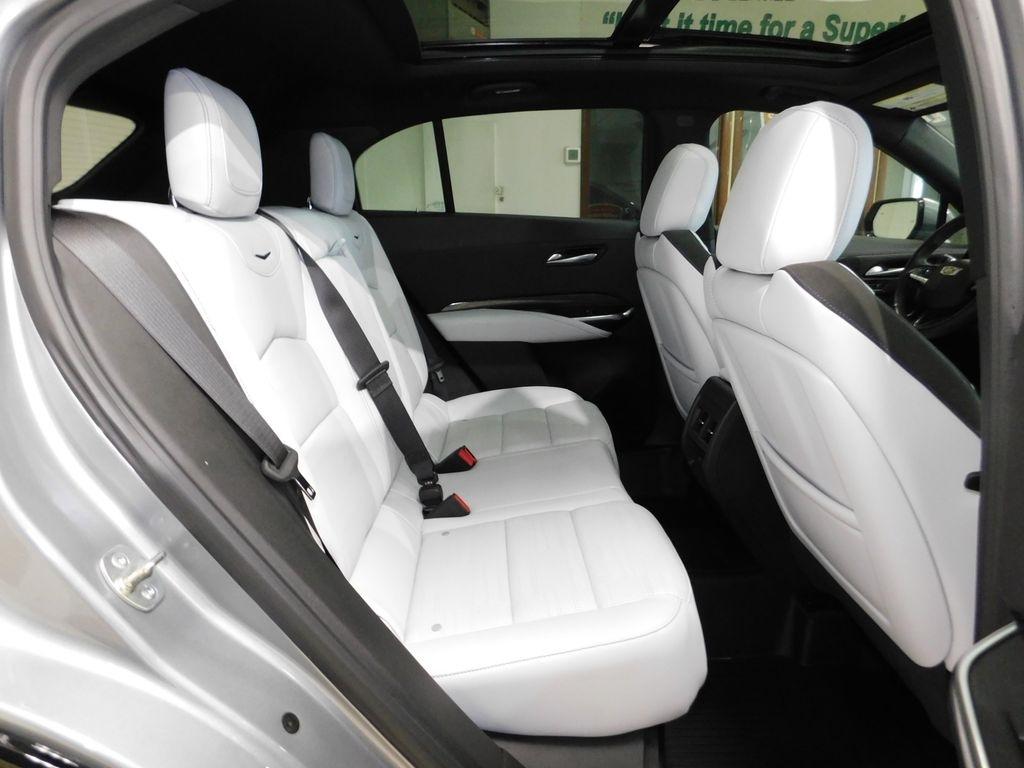 Cadillac XT4 Sport AWD 2024