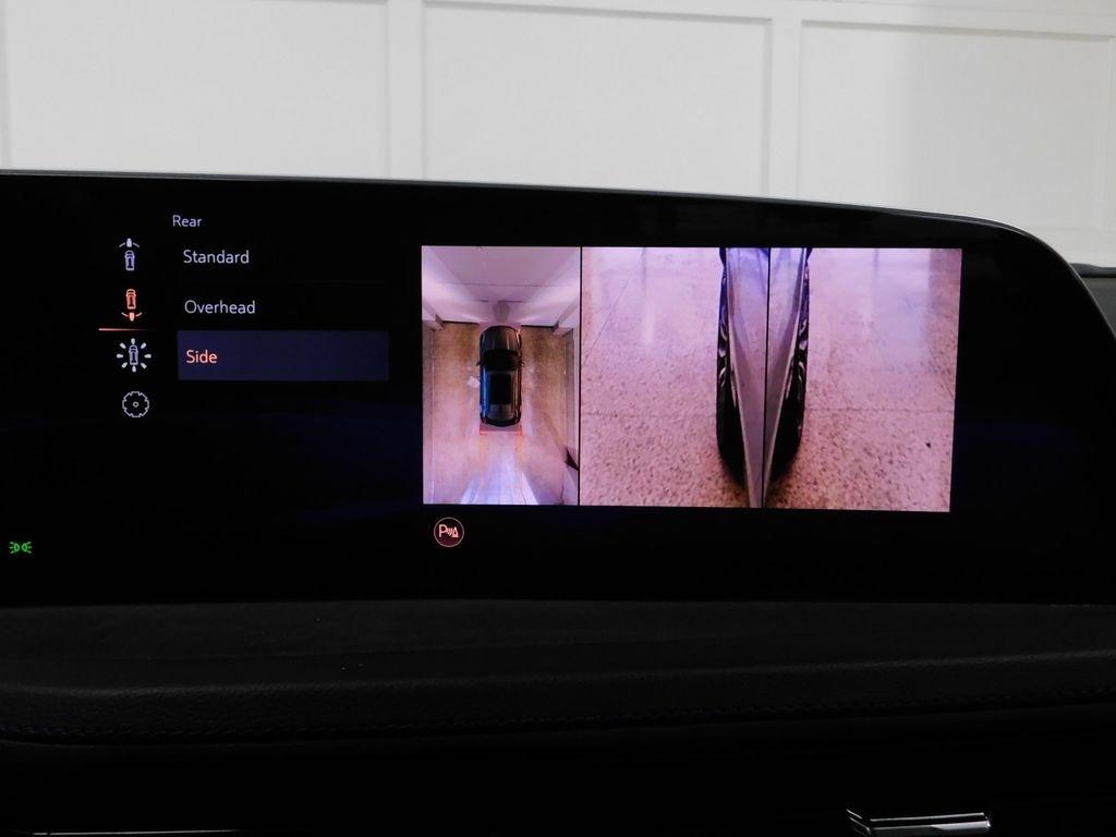 Cadillac XT4 Sport AWD 2024