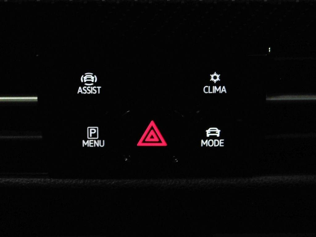 Volkswagen Golf R Base 6M 2022