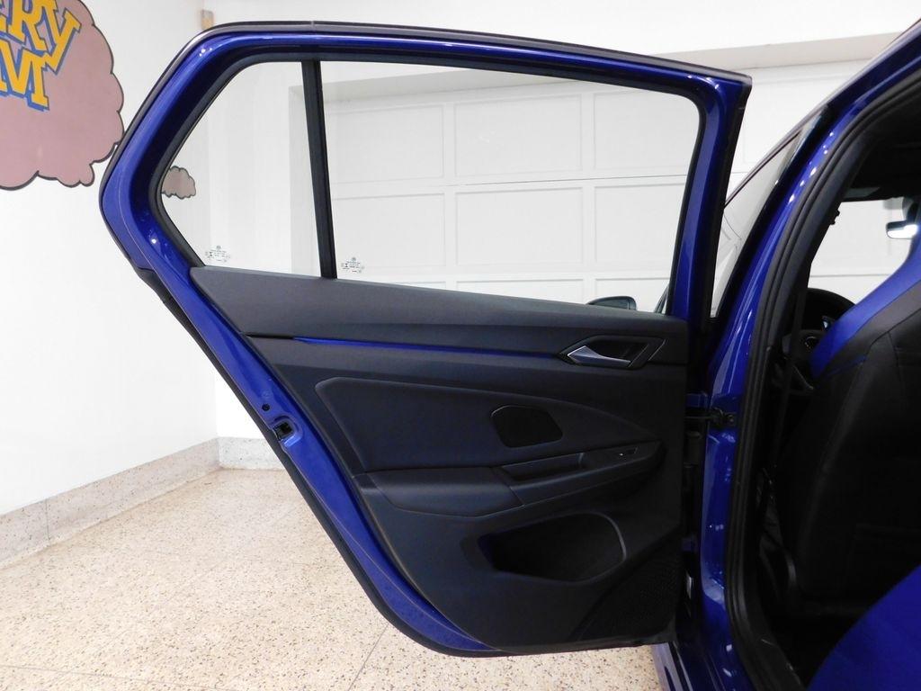 Volkswagen Golf R Base 6M 2022