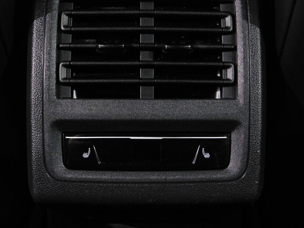 Volkswagen Golf R Base 6M 2022