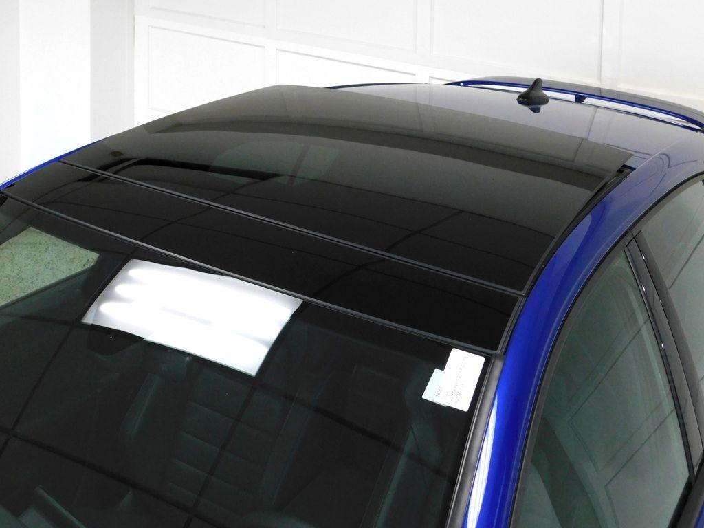 Volkswagen Golf R Base 6M 2022