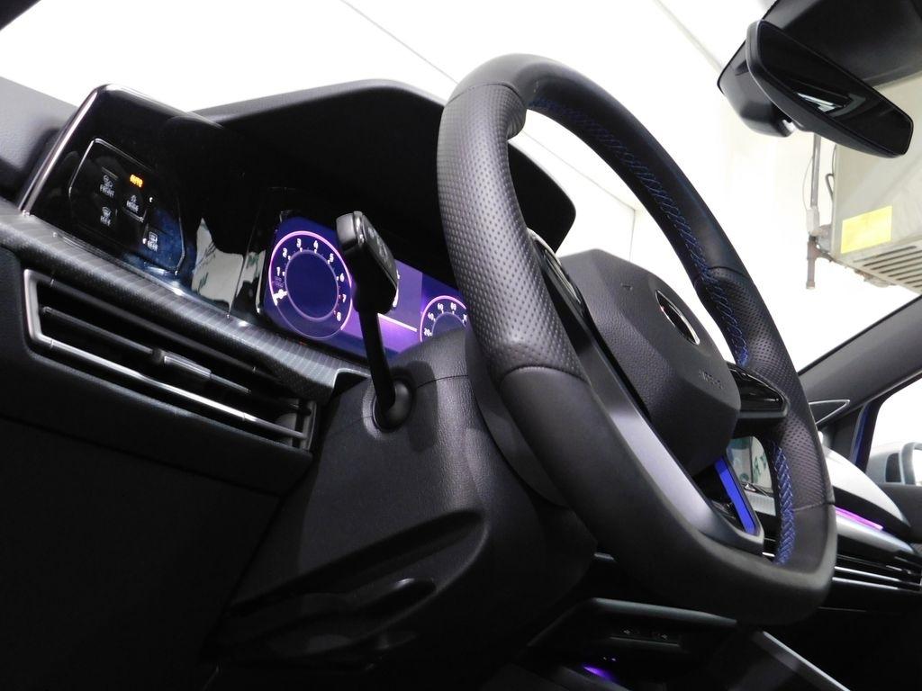 Volkswagen Golf R Base 6M 2022