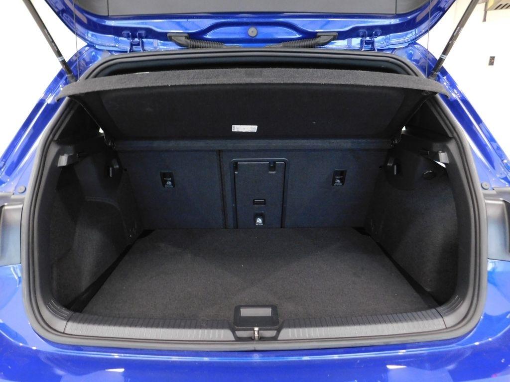 Volkswagen Golf R Base 6M 2022