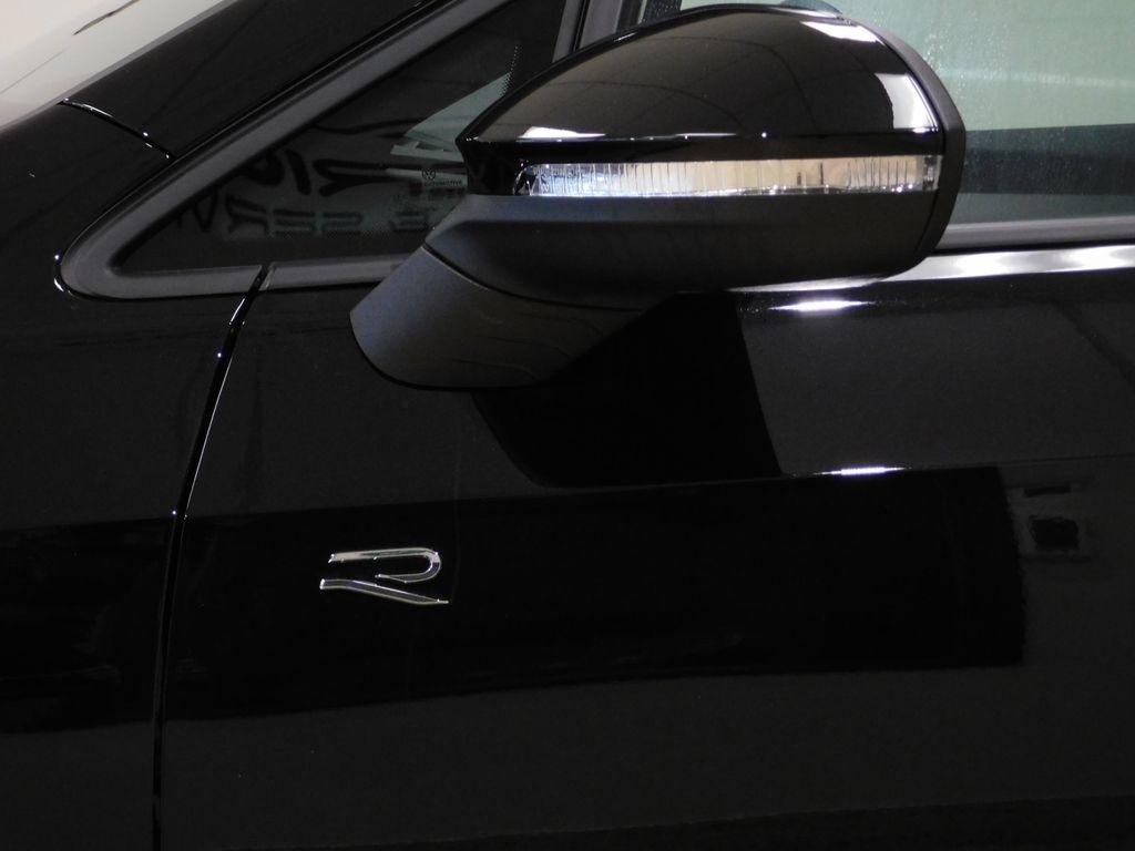 Volkswagen Golf R 2.0 TSI 2026