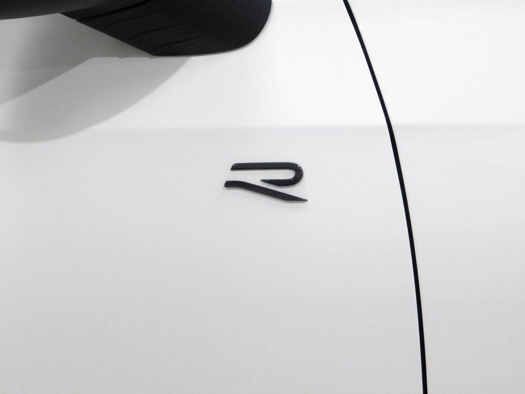 Volkswagen Golf R Black Edition 2025