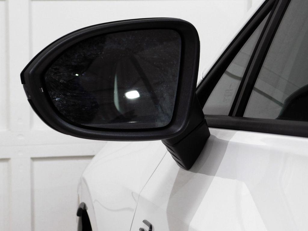 Volkswagen Golf R Black Edition 2025