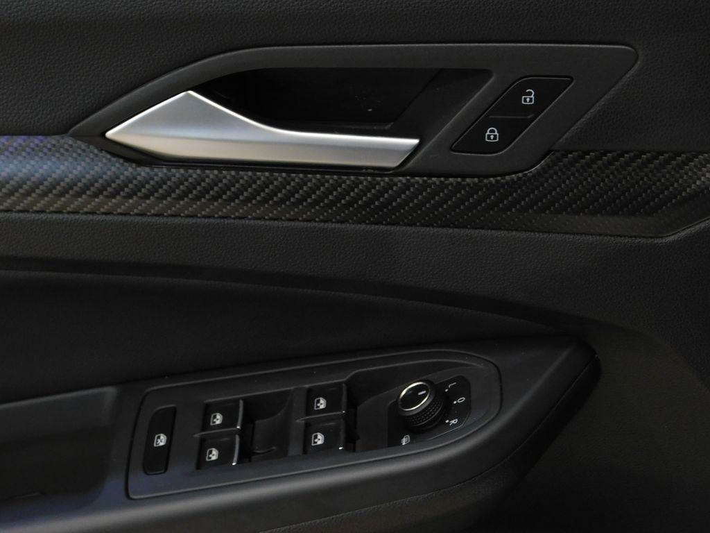 Volkswagen Golf R Black Edition 2025