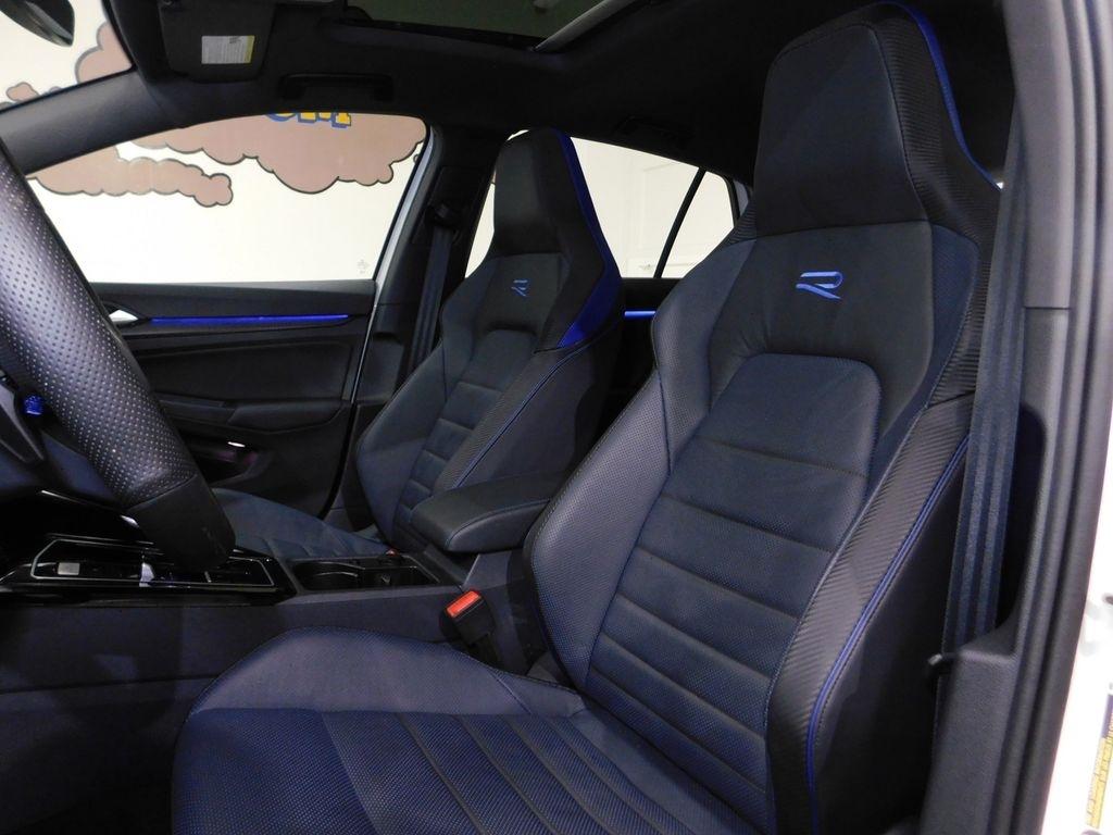 Volkswagen Golf R Black Edition 2025