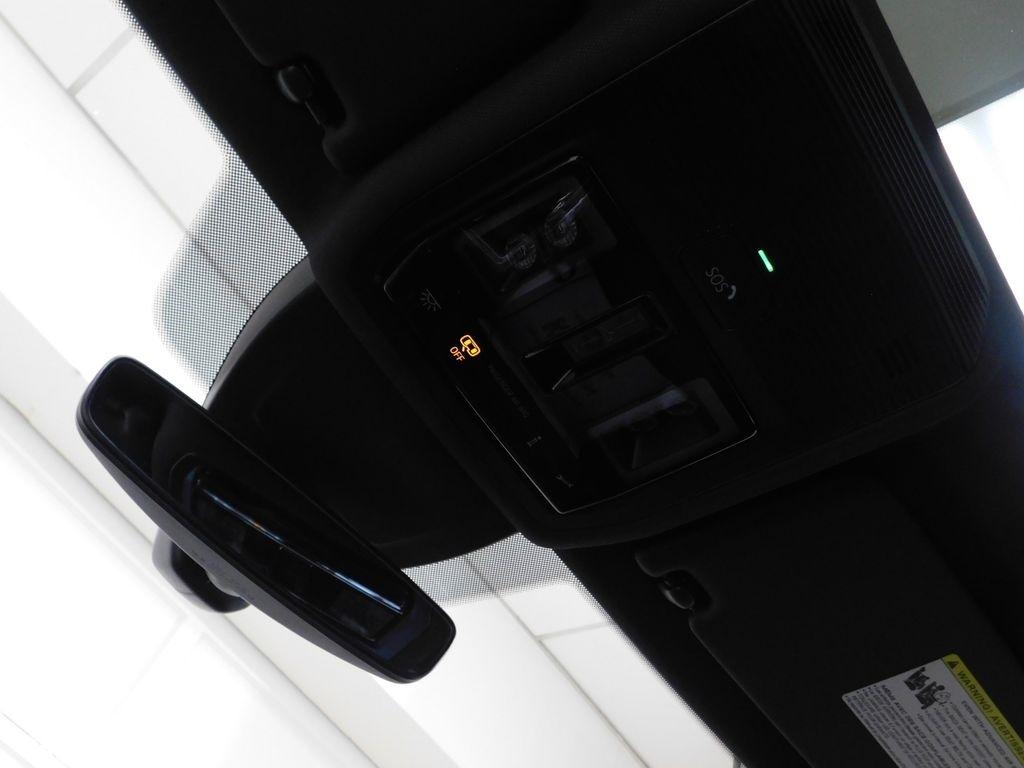 Volkswagen Golf R Black Edition 2025