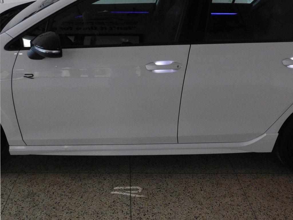 Volkswagen Golf R Black Edition 2025