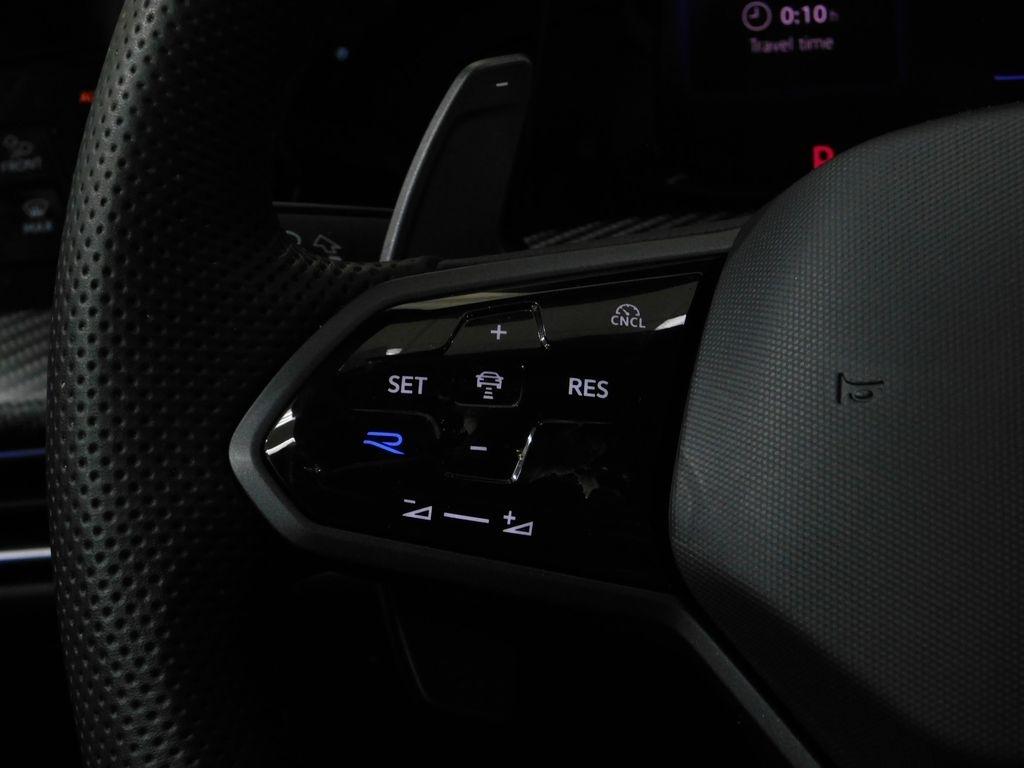 Volkswagen Golf R Black Edition 2025