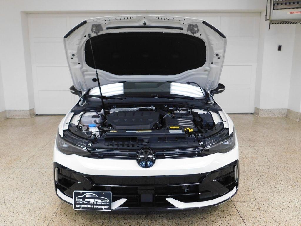 Volkswagen Golf R Black Edition 2025