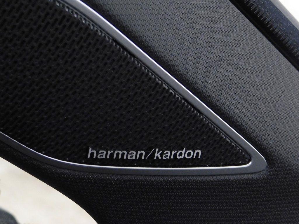 Volkswagen Golf R Black Edition 2025