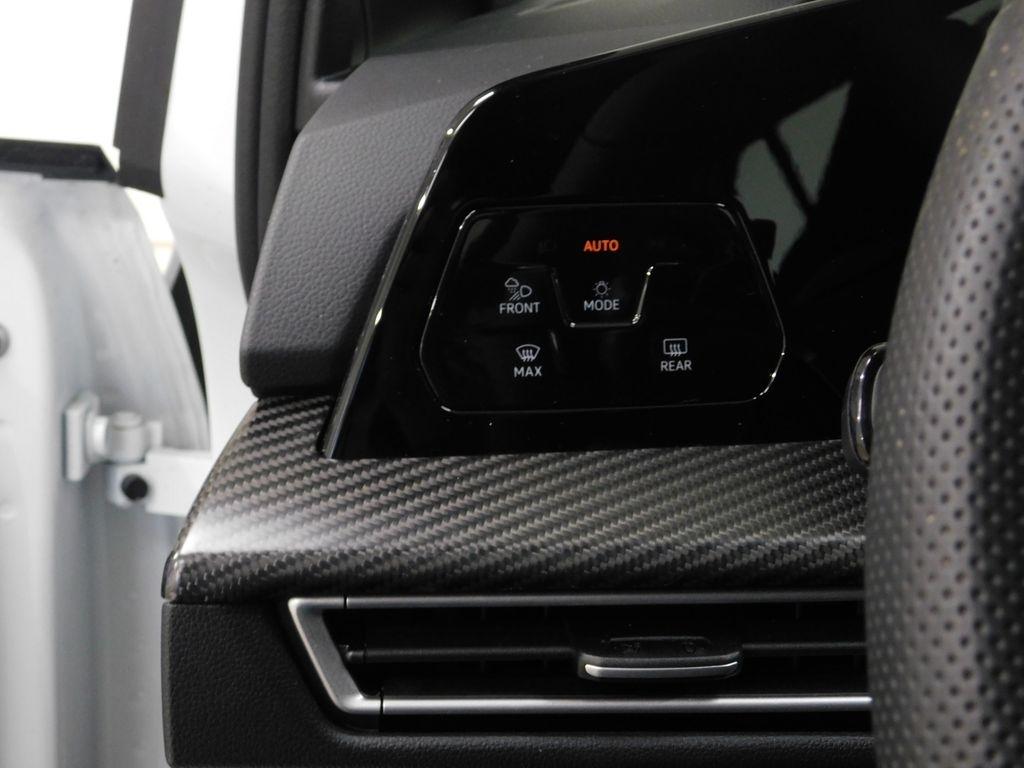 Volkswagen Golf R Black Edition 2025