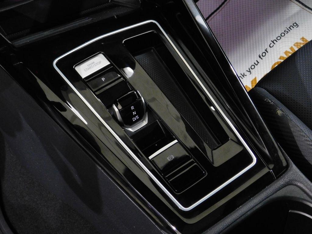 Volkswagen Golf R Black Edition 2025