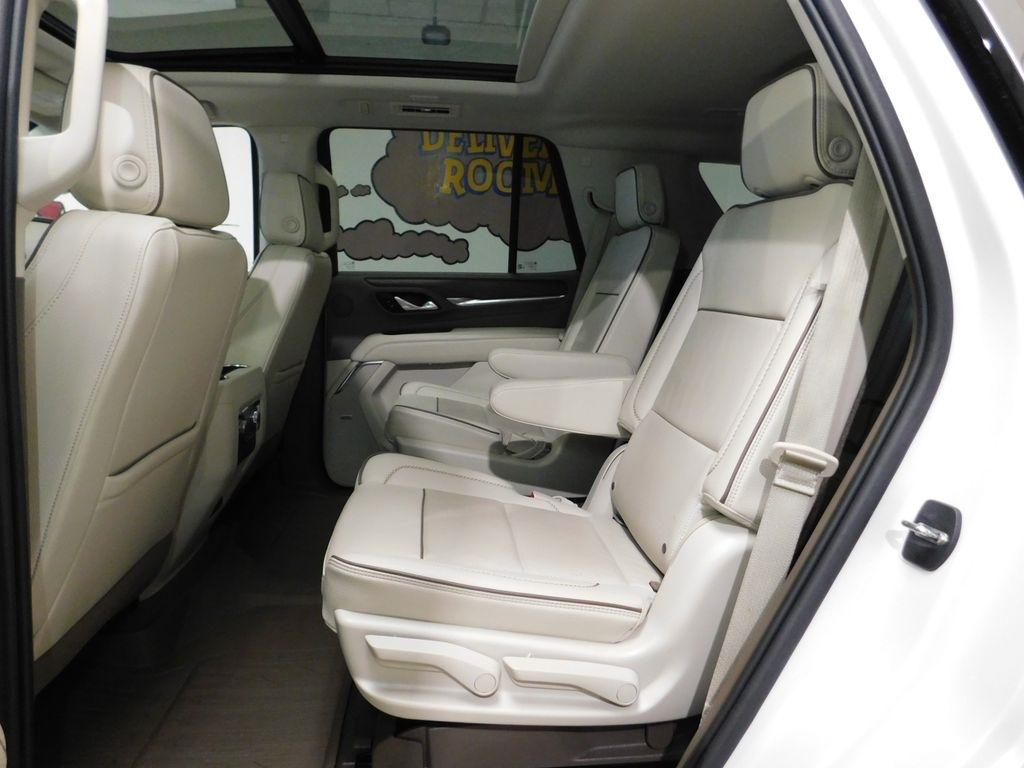 GMC Yukon Denali 4WD 2021