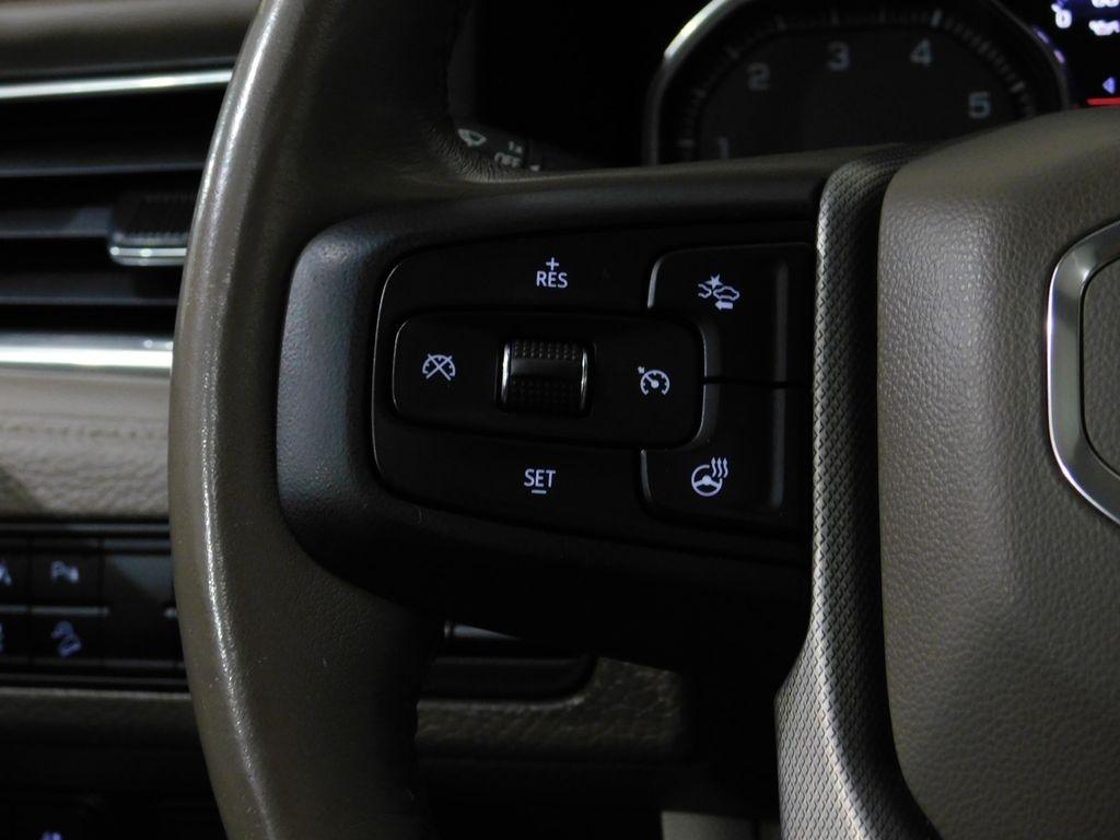 GMC Yukon Denali 4WD 2021