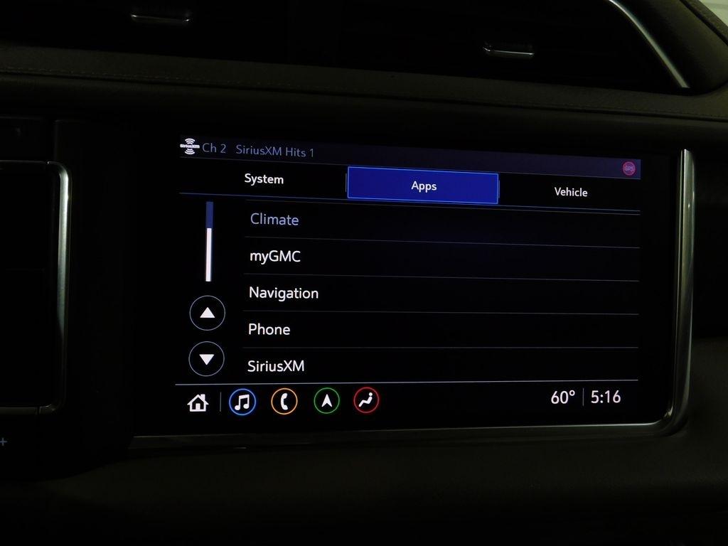 GMC Yukon Denali 4WD 2021