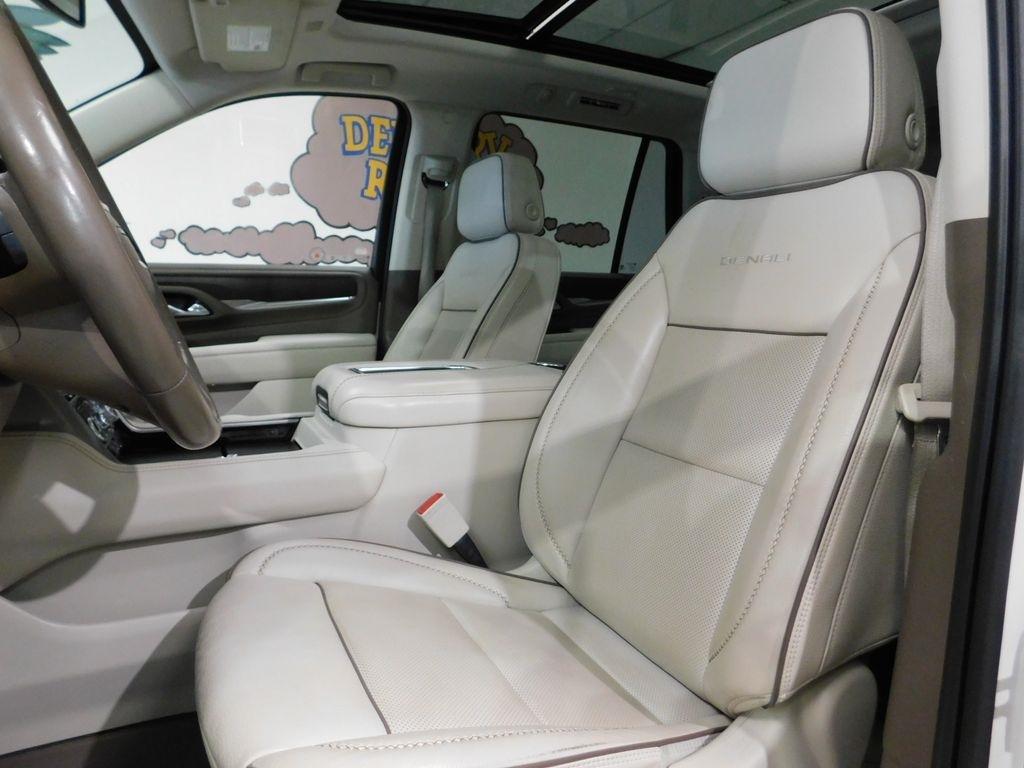 GMC Yukon Denali 4WD 2021