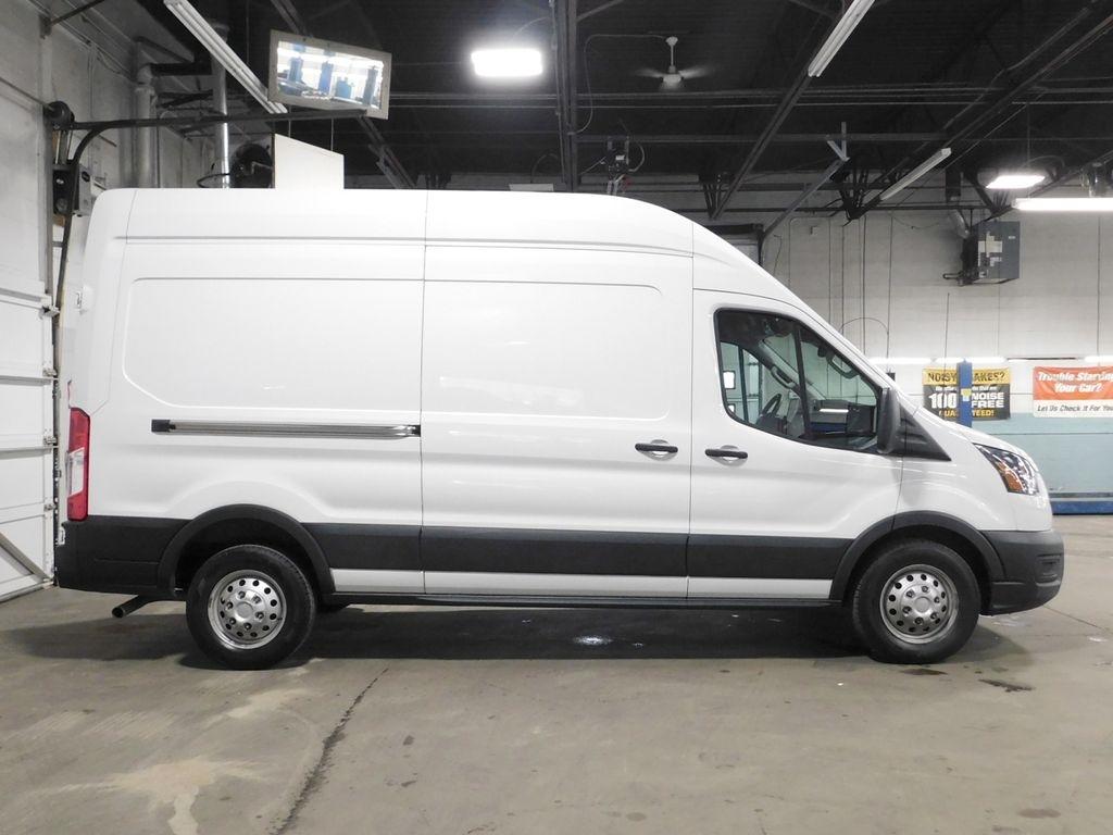 Ford Transit 250 Van High Roof w/Sliding Pass. 148-in. WB 2022