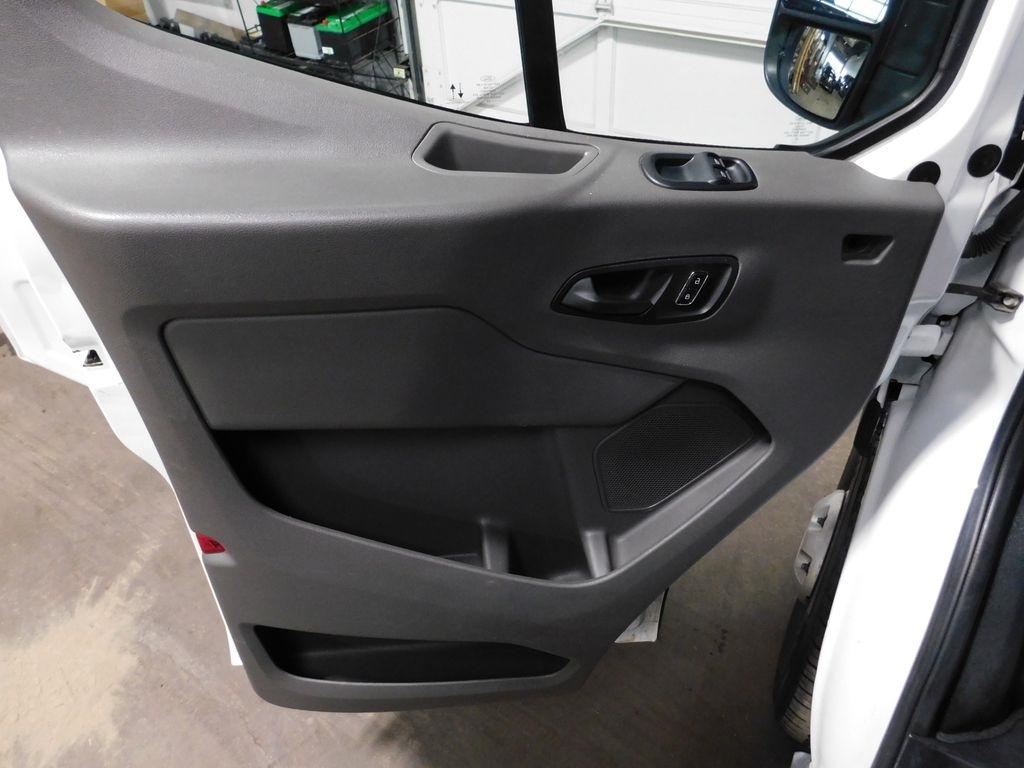 Ford Transit 250 Van High Roof w/Sliding Pass. 148-in. WB 2022