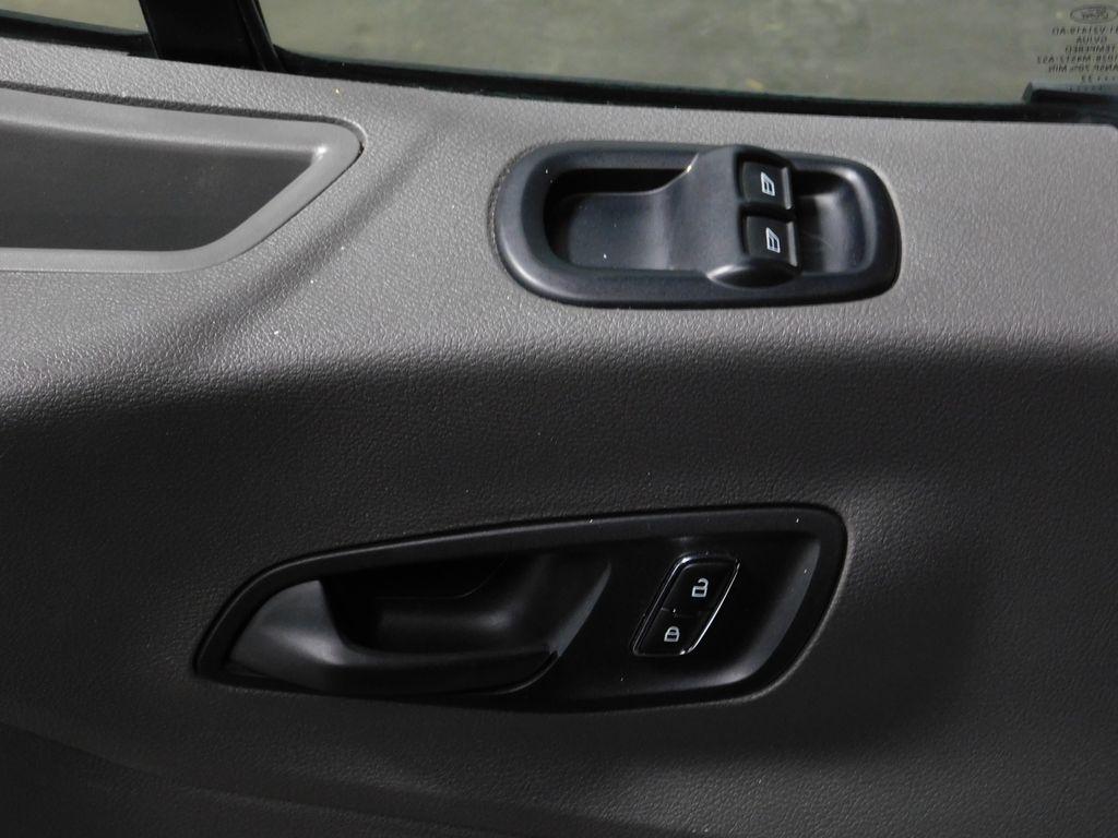 Ford Transit 250 Van High Roof w/Sliding Pass. 148-in. WB 2022