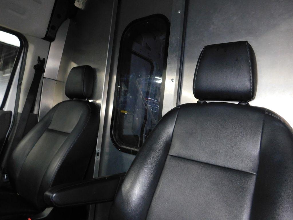 Ford Transit 250 Van High Roof w/Sliding Pass. 148-in. WB 2022