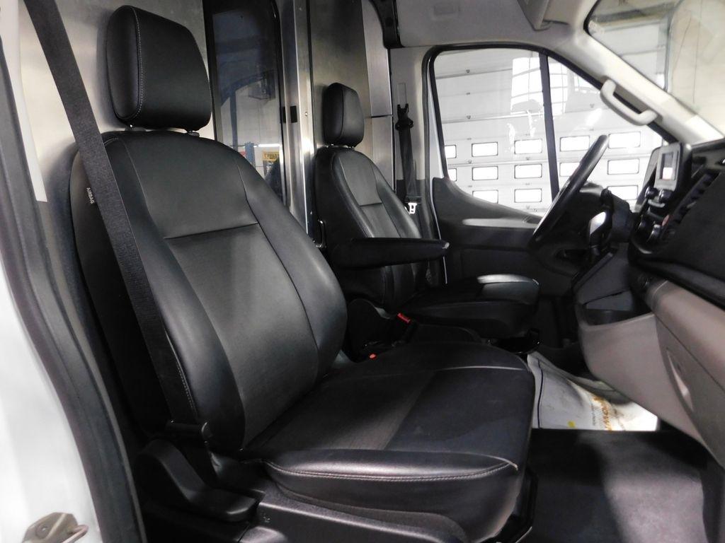 Ford Transit 250 Van High Roof w/Sliding Pass. 148-in. WB 2022