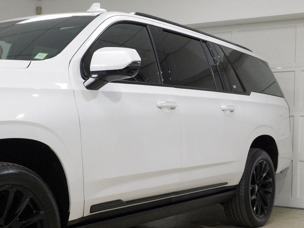 Cadillac Escalade ESV Sport AWD 2024