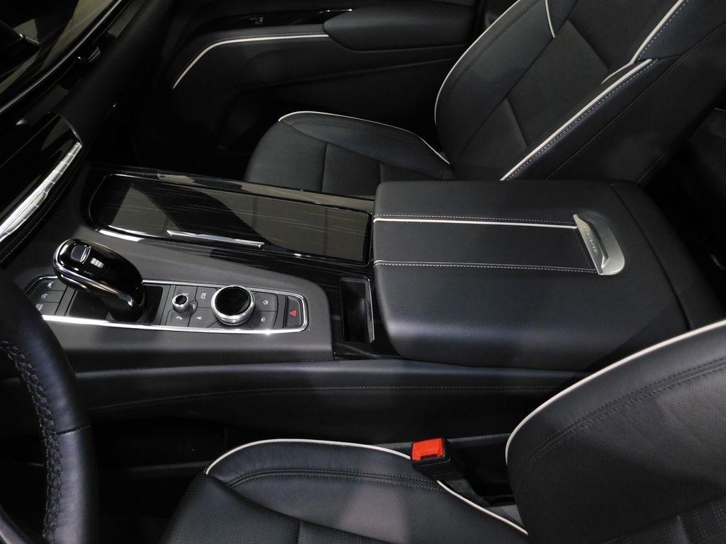 Cadillac Escalade ESV Sport AWD 2024