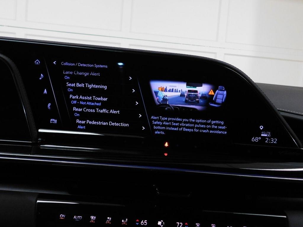 Cadillac Escalade ESV Sport AWD 2024