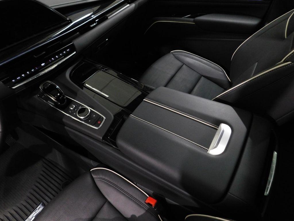 Cadillac Escalade ESV Sport AWD 2024