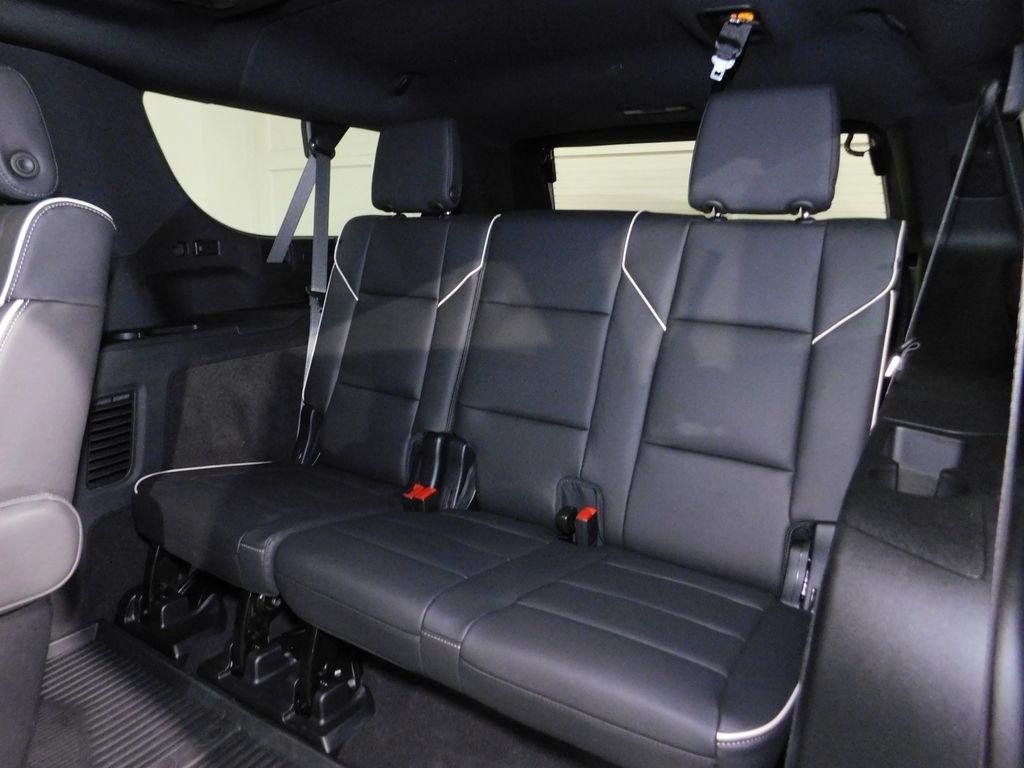 Cadillac Escalade ESV Sport AWD 2024