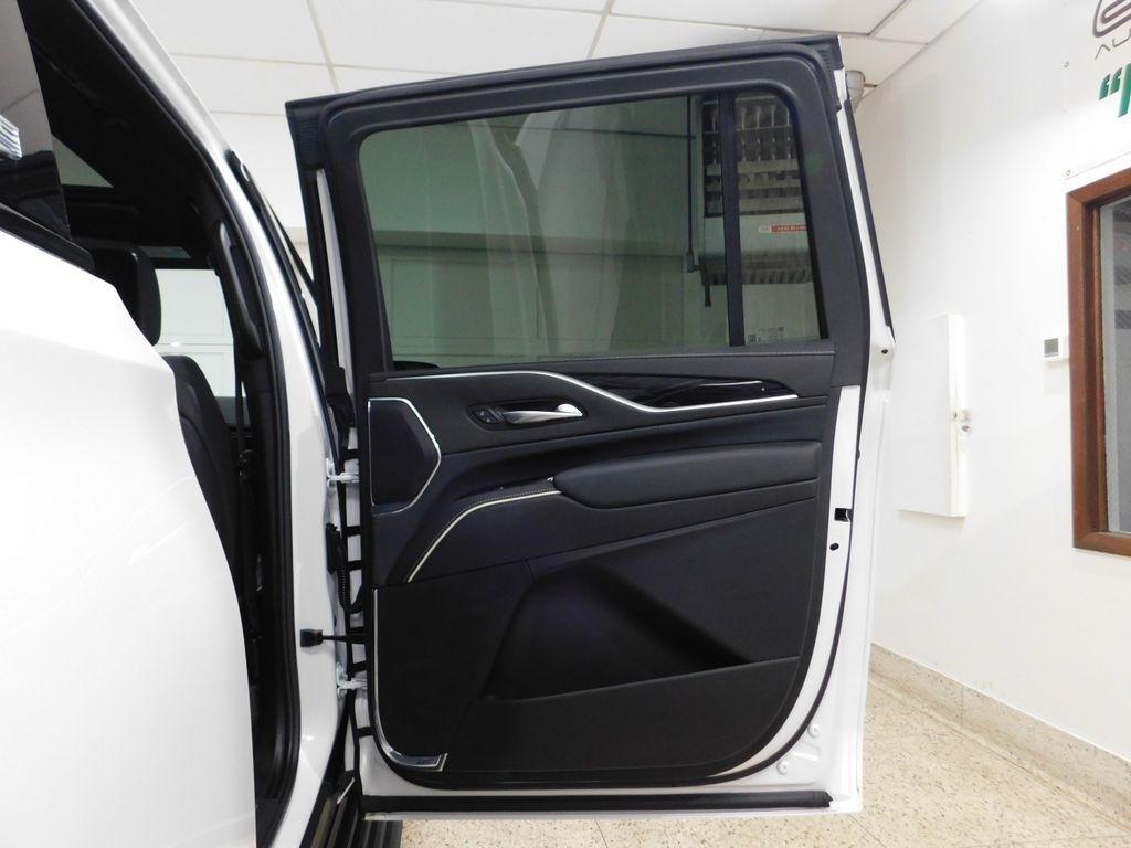 Cadillac Escalade ESV Sport AWD 2024